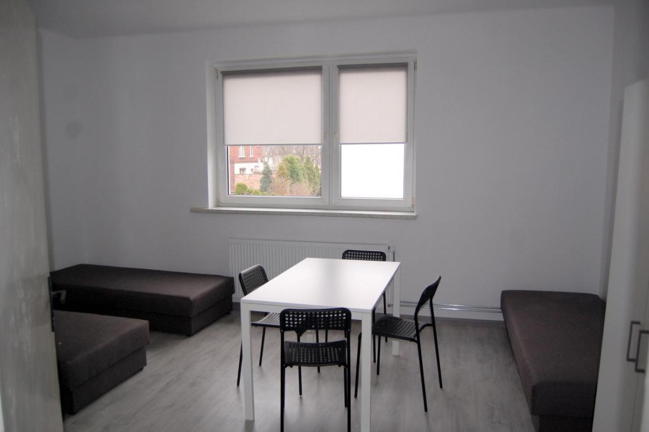 Riviera Rybnik Hostel Rybnik  Buitenkant foto